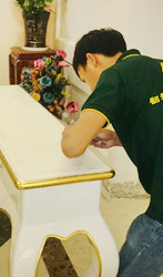 ���Ӿ������Ů����